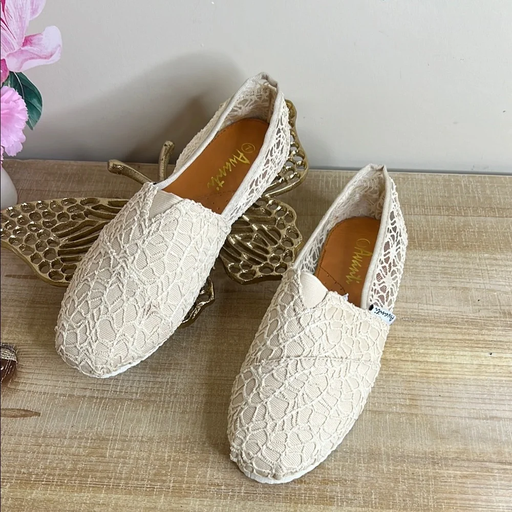 Avanti Cream Lace Espadrilles 1-36